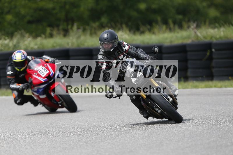 /37 28.07.2025 Dunlop Ride und Test Day ADR/Trackday Erfahren gelb Trackday schnell  rot/48